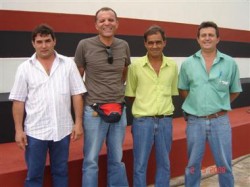 Vereador Bartolomeu Ferreira Ribeiro, Repórter Wantuir Silva, Sr. Joãozinho e o presidente do Paranaíba, Antonio de Deus Souza