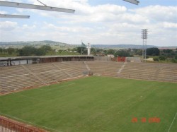 gramado-e-arquibancada