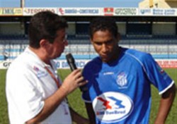 Fausto Mundim entrevista o atacante Carioca