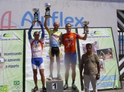 Ivo compete em Goiás