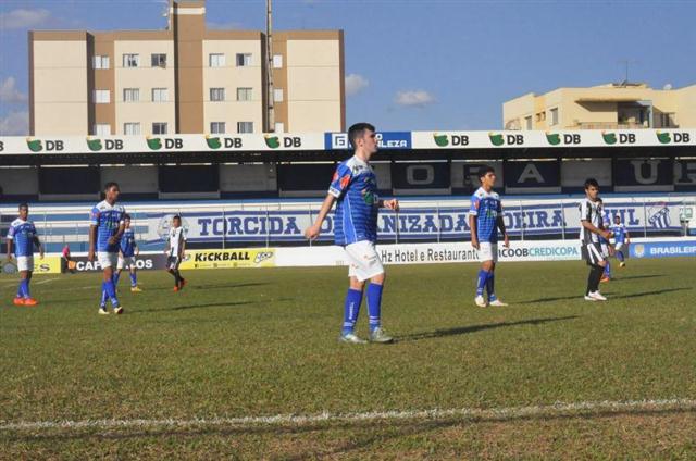 Dínamo tem nove ex-jogadores no maior campeonato de futebol de base do  Brasil - Araxá Agora