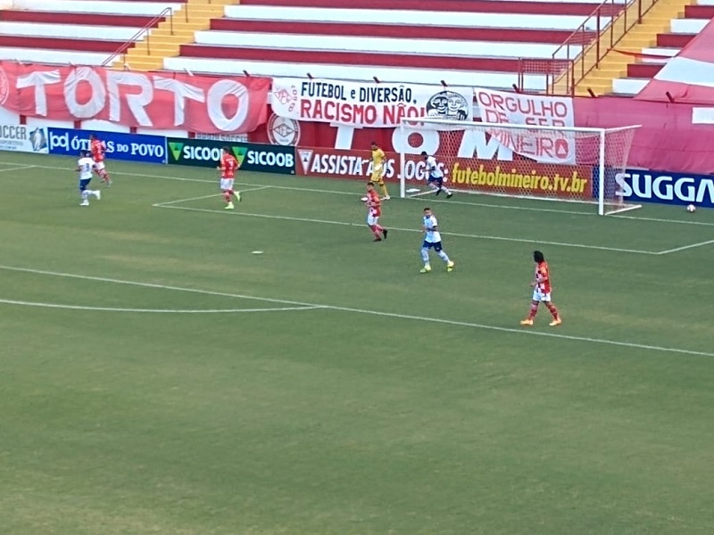 Nova diretoria da URT toma posse com missão de levar o clube de volta à  elite do Mineiro