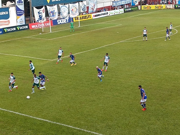 Chutar Futebol em COQUINHOS